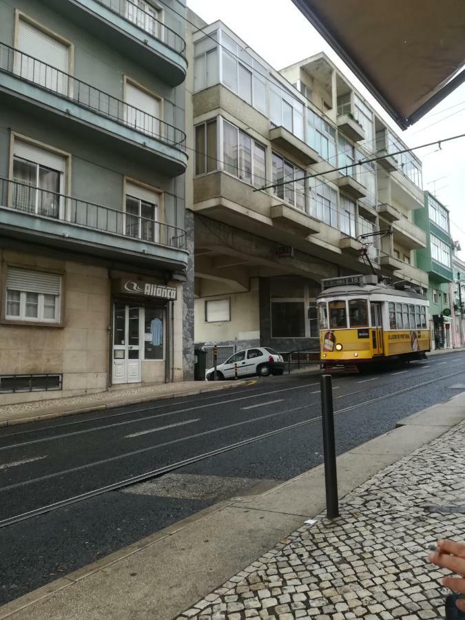 The Tram 18 Space Лиссабон Экстерьер фото